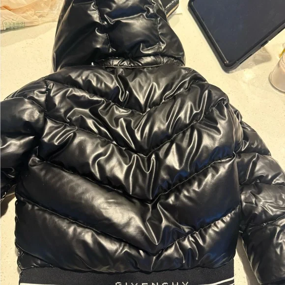 Givenchy Elegant Black Outerwear - Picture 9 of 10